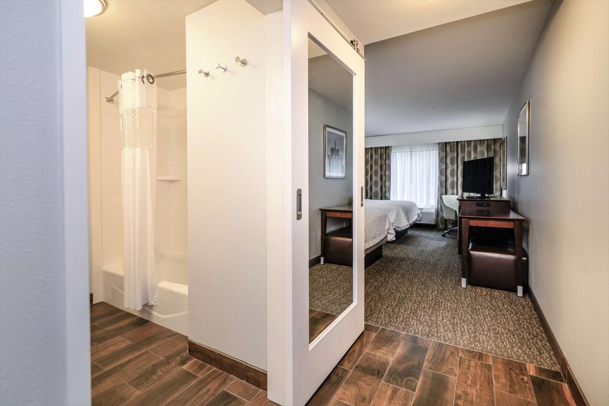 Hampton Inn Brighton Mi Dış mekan fotoğraf